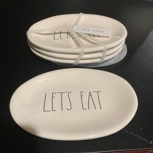 Set of 4 Rae Dunn “Let’s Eat” Appetizer Plates